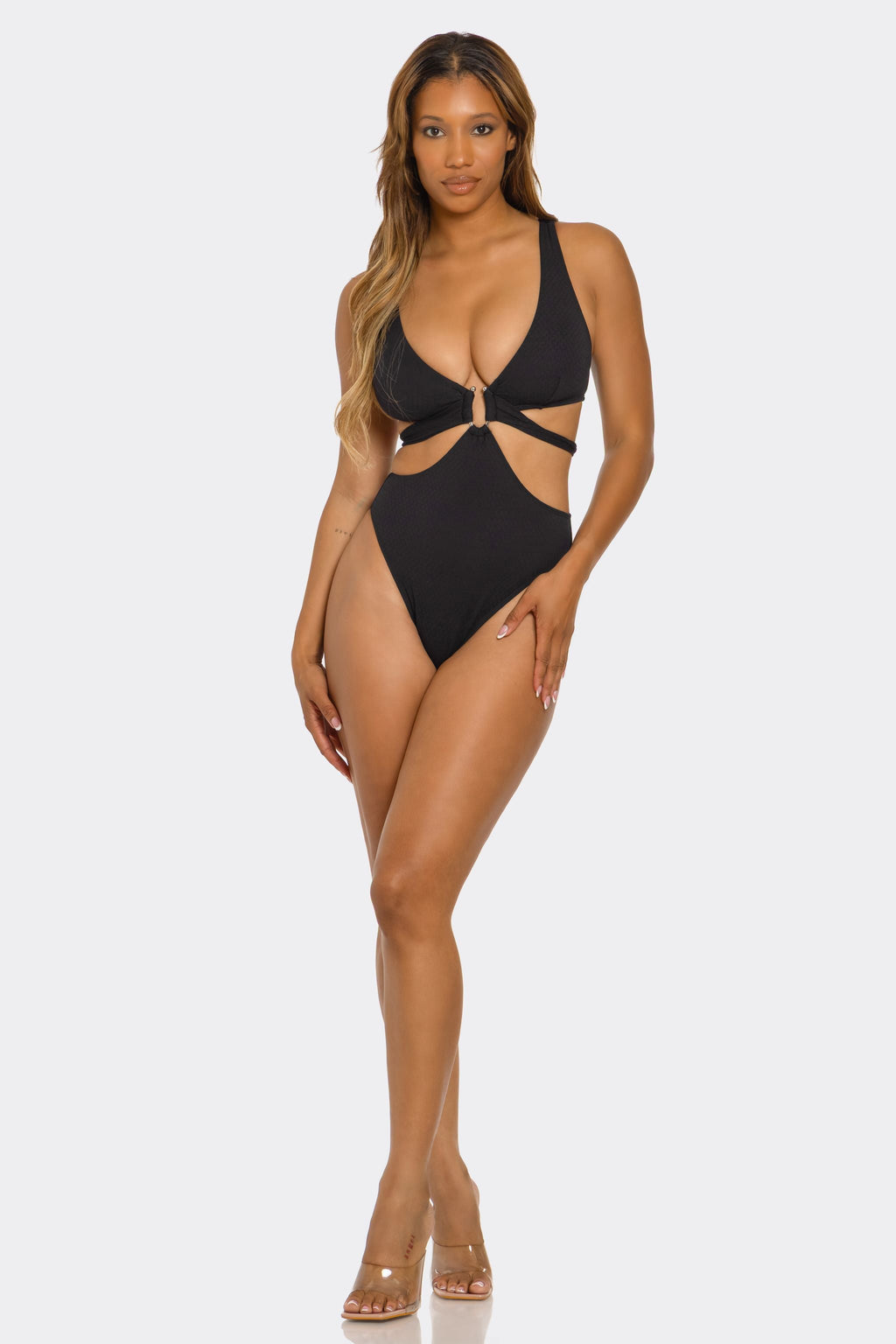 2781 Winnie One Piece-2