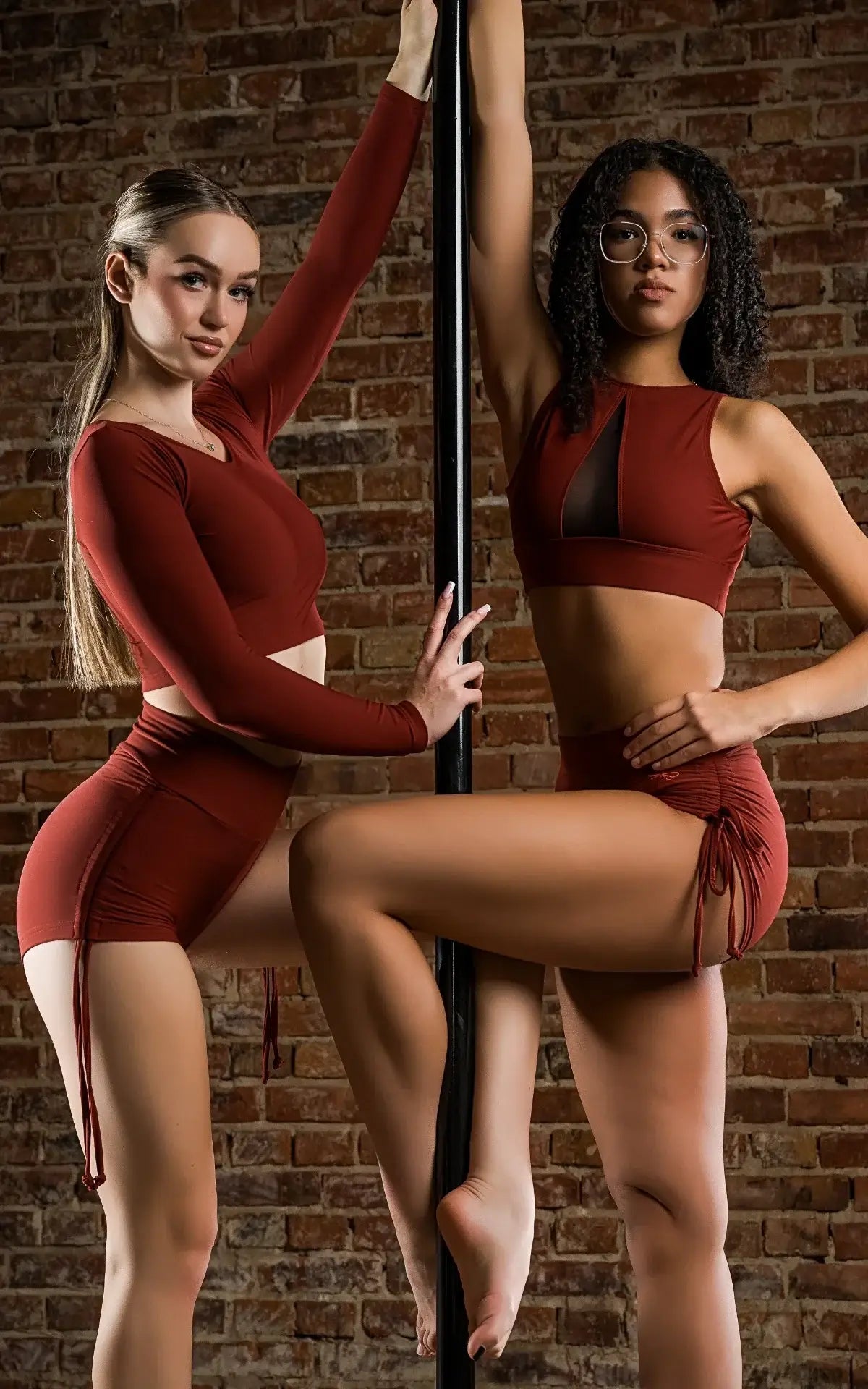 Dragonfly-Short de Pole Taille Haute à Cordon – Emma