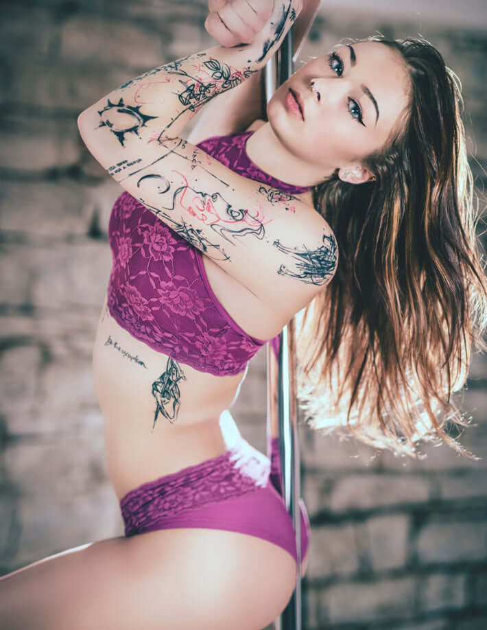 Dragonfly-Lace Pole Dancing Shorts – Mia