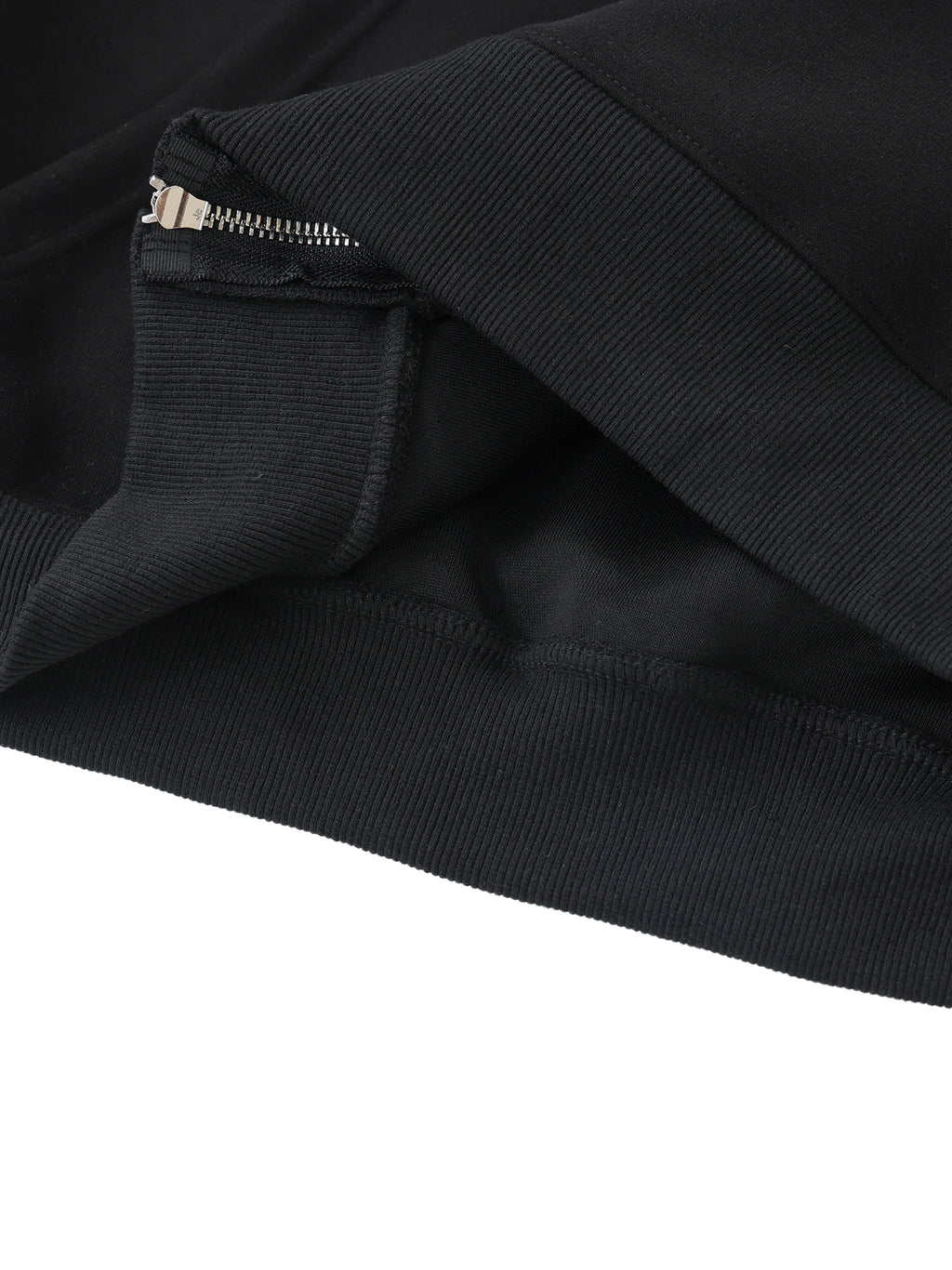 Montenégra Essential Heavyweight Pocket Hoodie - Premium Black and White-3
